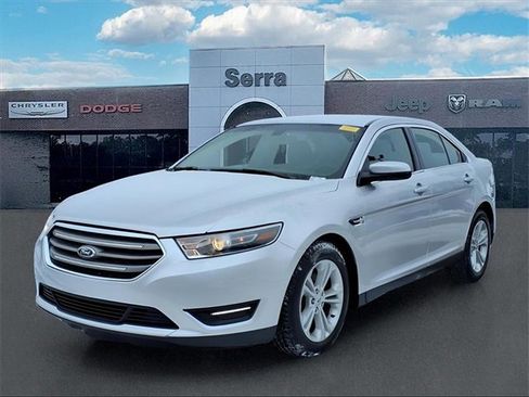 Used 2017 Ford Taurus SEL w/ Equipment Group 201A image 3