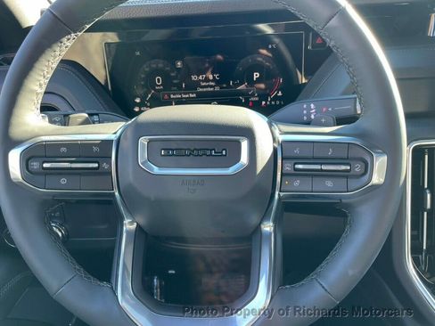 Used 2026 GMC Yukon Denali w/ Sun & Power Step Package image 16