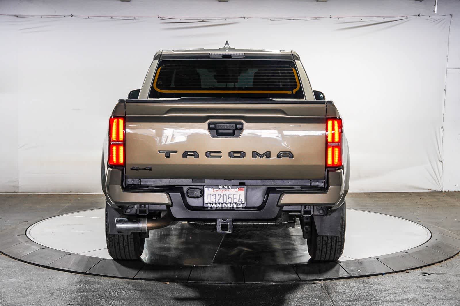 Certified 2024 Toyota Tacoma TRD Sport AWD/4WD image 3