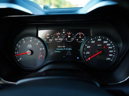 Used 2017 Chevrolet Camaro SS RWD image 25