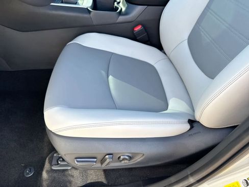 New 2025 Toyota RAV4 XLE Premium image 18