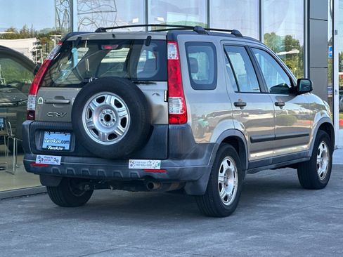 Used 2005 Honda CR-V LX image 3