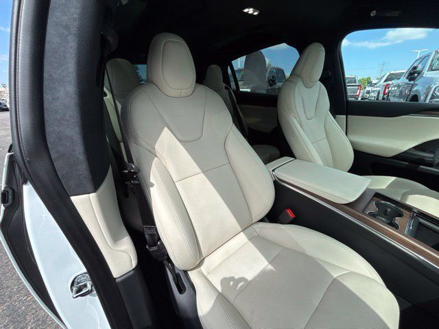 Used 2023 Tesla Model X AWD/4WD image 8