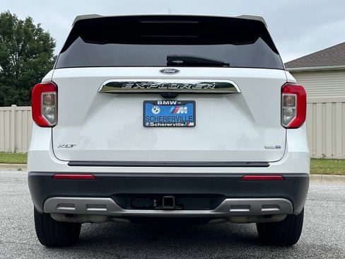 Used 2020 Ford Explorer XLT w/ Equipment Group 202A AWD/4WD image 6