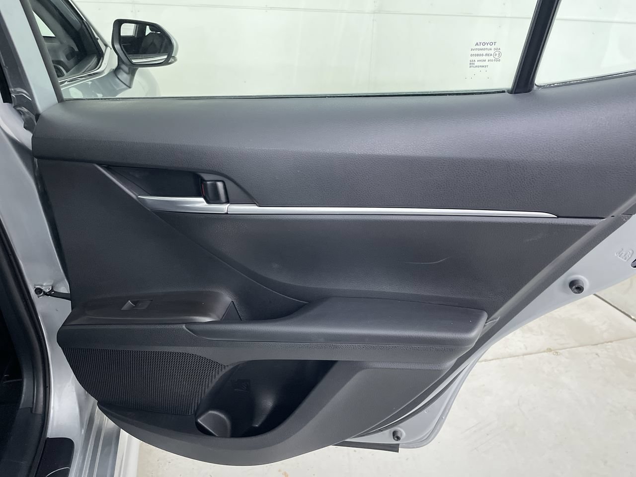 Used 2023 Toyota Camry SE FWD image 24