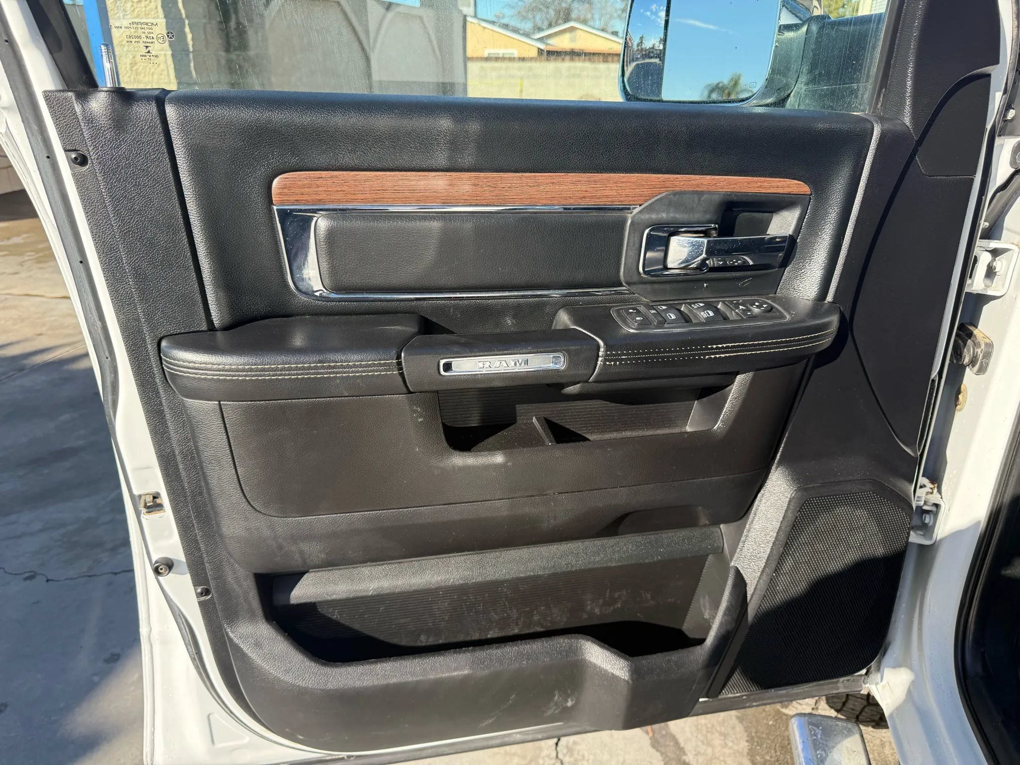 Used 2018 RAM 2500 Laramie AWD/4WD image 22