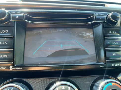Used 2016 Toyota RAV4 LE FWD image 17