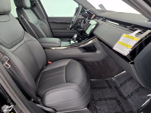 New 2026 Land Rover Range Rover Sport SE AWD/4WD image 3