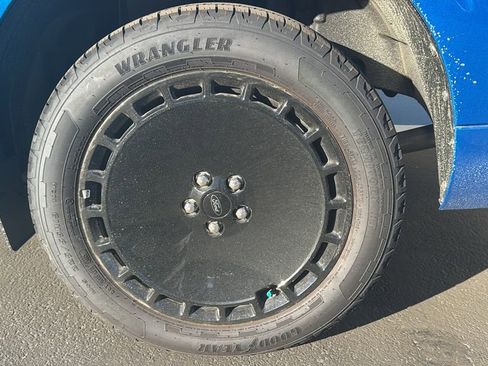 New 2025 Ford Maverick Lobo image 7