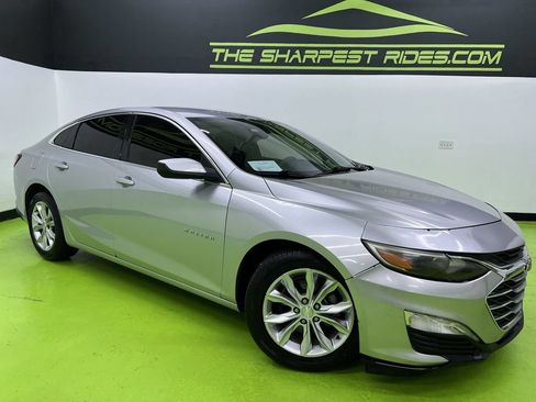 Used 2019 Chevrolet Malibu LT FWD image 1