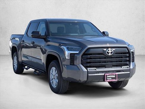New 2026 Toyota Tundra SR5 AWD/4WD image 7