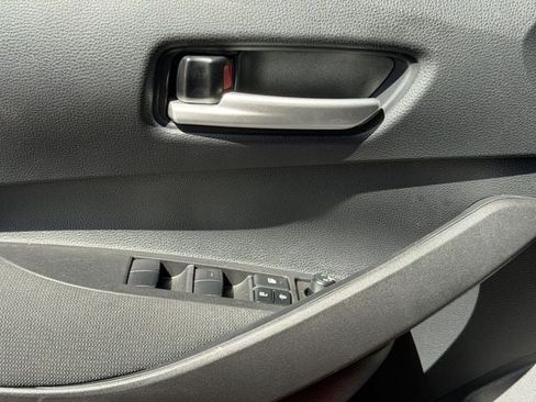 Used 2026 Toyota Corolla SE FWD image 22