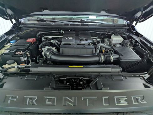 Used 2023 Nissan Frontier PRO-4X w/ Pro-4X Premium Package image 32