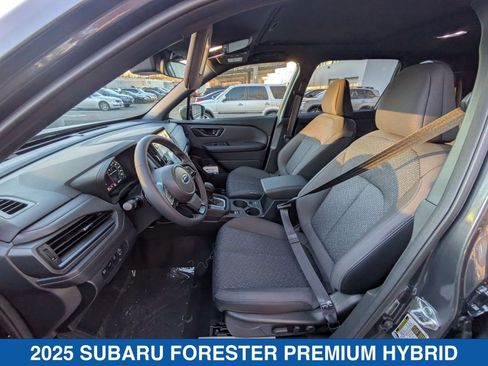 Certified 2025 Subaru Forester Premium image 7