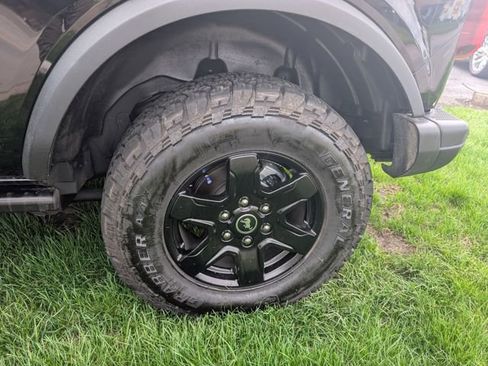 Used 2024 Ford Bronco Black Diamond image 22