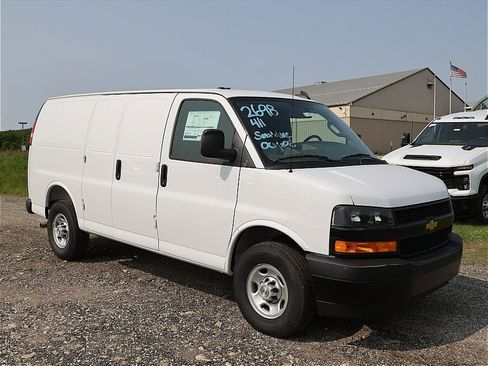 New 2025 Chevrolet Express 2500 w/ Communications Package RWD image 7