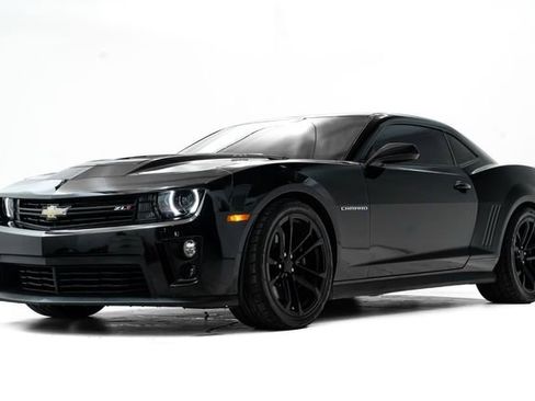 Used 2014 Chevrolet Camaro ZL1 image 8