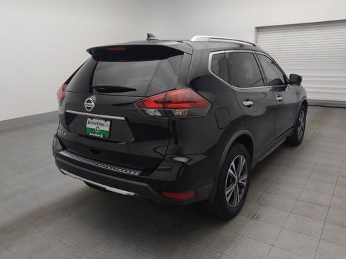 Used 2019 Nissan Rogue SV w/ Premium Package AWD/4WD image 9