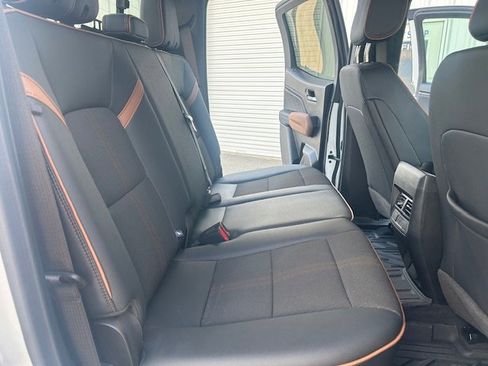 Used 2024 GMC Canyon AT4 AWD/4WD image 10