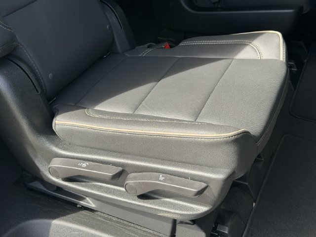 Used 2026 GMC Yukon XL Elevation RWD image 21