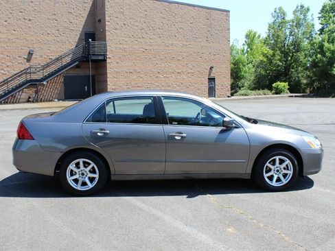 Used 2006 Honda Accord EX image 5