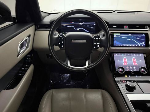 Used 2020 Land Rover Range Rover Velar R-Dynamic S AWD/4WD image 30