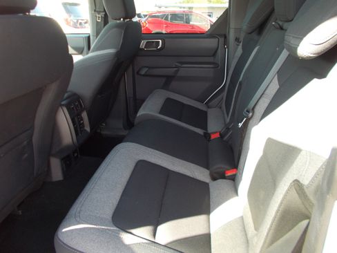 Used 2025 Ford Bronco Big Bend AWD/4WD image 5