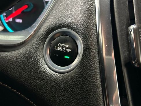 Used 2023 Chevrolet Traverse LT w/ LPO, Floor Liner Package image 47