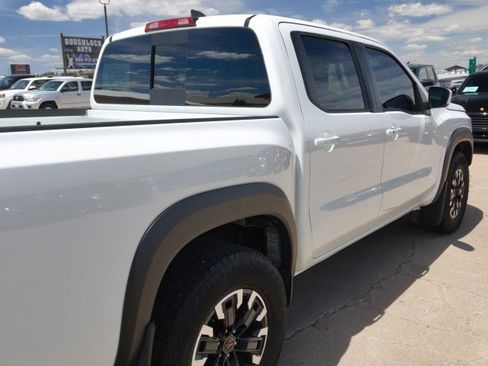 Used 2024 Nissan Frontier PRO-4X w/ Technology Package AWD/4WD image 10