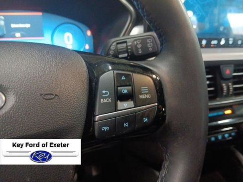 Certified 2024 Ford Escape Platinum image 24