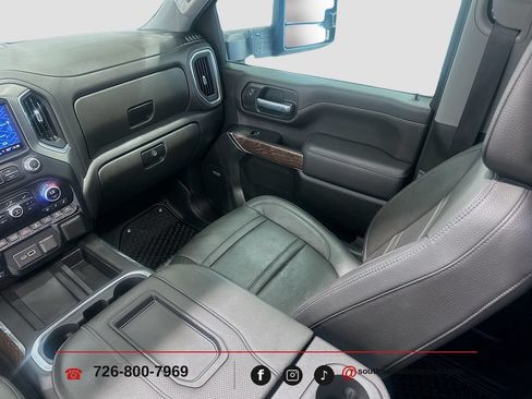 Used 2021 GMC Sierra 2500 Denali w/ Denali Black Diamond Edition AWD/4WD image 26