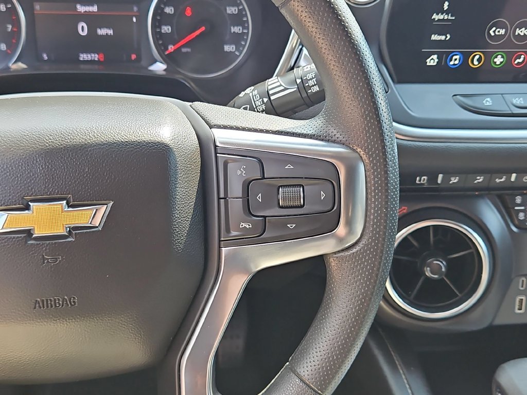 Used 2025 Chevrolet Blazer LT FWD image 21