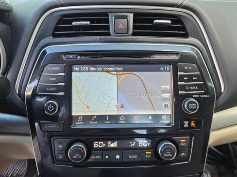 Used 2017 Nissan Maxima 3.5 SV FWD image 14