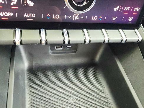 New 2026 GMC Terrain AT4 image 44