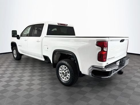 Used 2023 Chevrolet Silverado 2500 LT AWD/4WD image 5