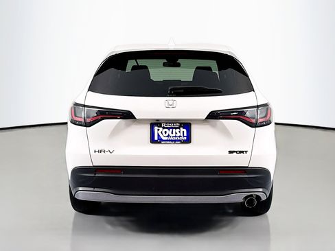 Certified 2023 Honda HR-V Sport image 6