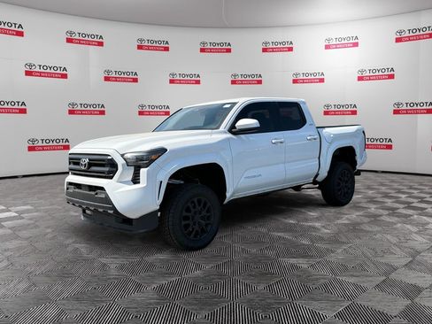Used 2026 Toyota Tacoma SR5 AWD/4WD image 7