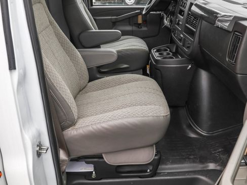 New 2025 Chevrolet Express 3500 w/ Power Convenience Package RWD image 35