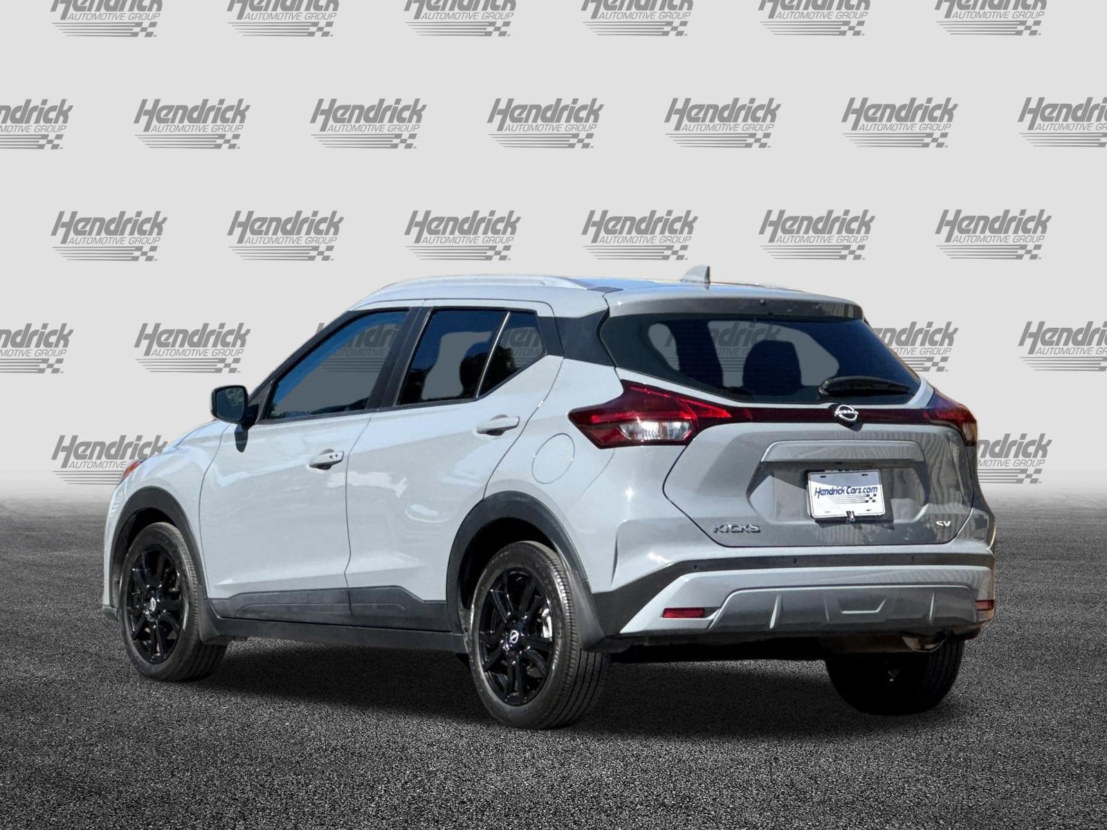 Used 2023 Nissan Kicks SV FWD image 7