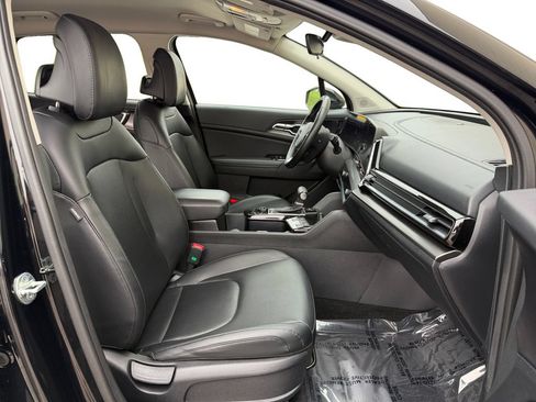 Used 2023 Kia Sportage EX FWD image 18