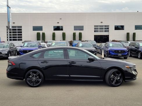 Certified 2025 Honda Accord Sport image 3