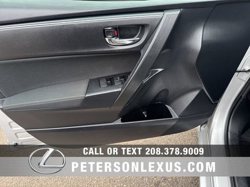 Used 2018 Toyota Corolla L image 18