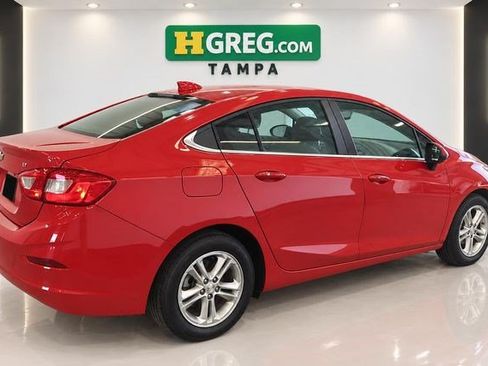 Used 2017 Chevrolet Cruze LT w/ Convenience Package FWD image 6