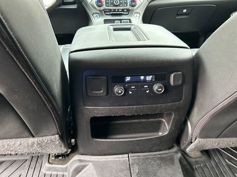 Used 2018 GMC Yukon SLT image 27