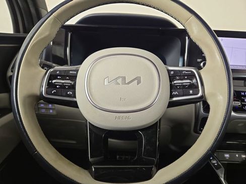 Certified 2023 Kia Sorento SX Prestige image 23