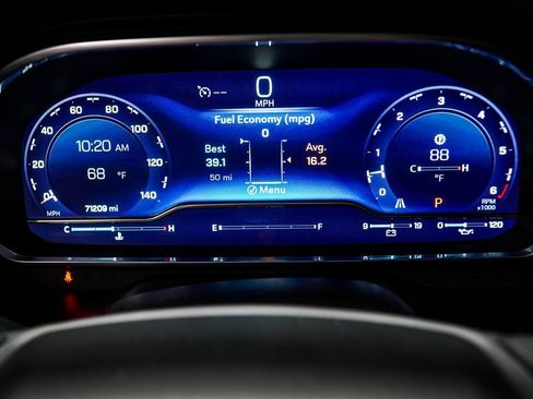 Used 2023 Chevrolet Tahoe LT image 32