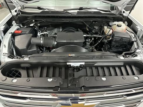 Used 2024 Chevrolet Silverado 2500 LTZ w/ LTZ Premium Package AWD/4WD image 19