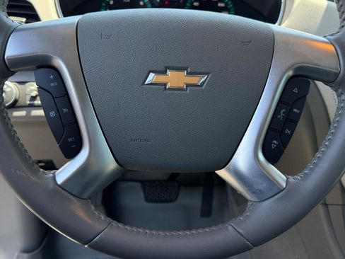 Used 2016 Chevrolet Traverse LT AWD/4WD image 19