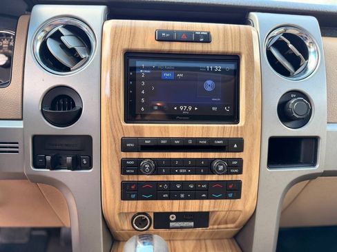 Used 2011 Ford F150 Lariat w/ Lariat Plus Pkg RWD image 22