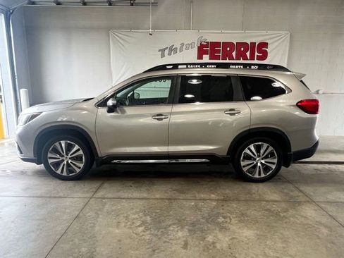 Used 2020 Subaru Ascent Limited w/ Technology Package image 2